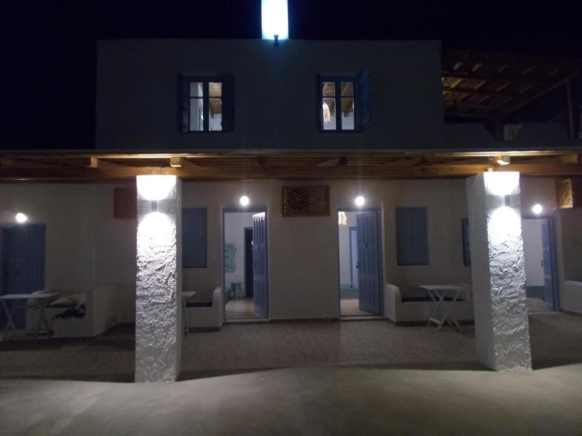 斯基罗斯岛Παραθιν Αλοσ 2公寓 外观 照片